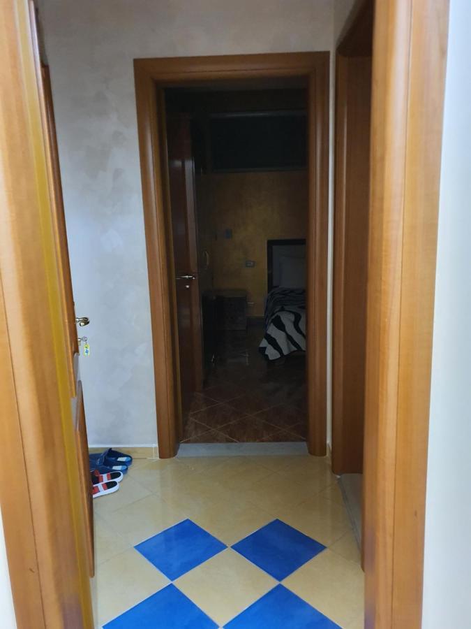 Kompleksi Gjoni Fier Exterior foto